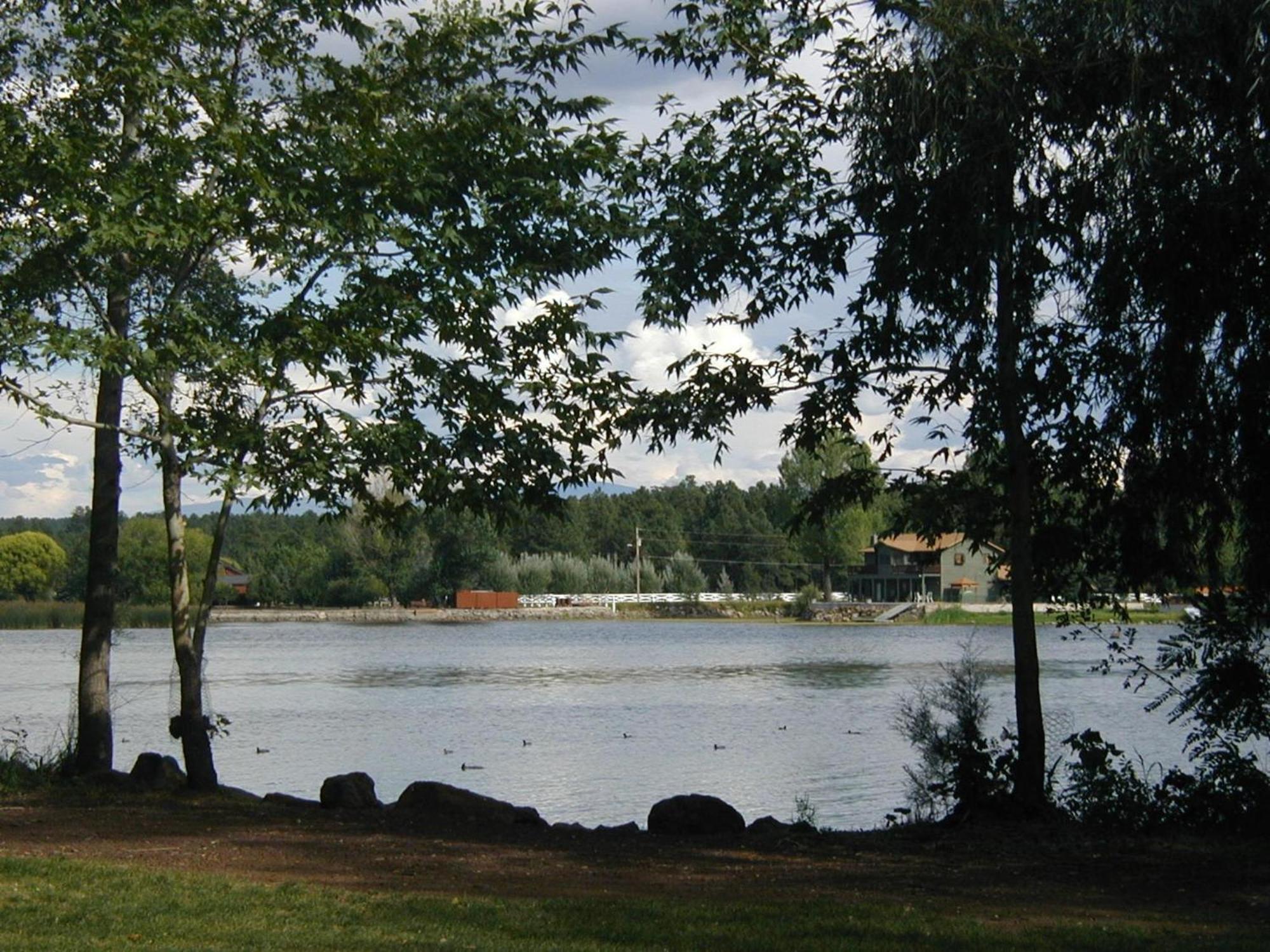 Lazy Oaks Resort Pinetop-Lakeside Buitenkant foto